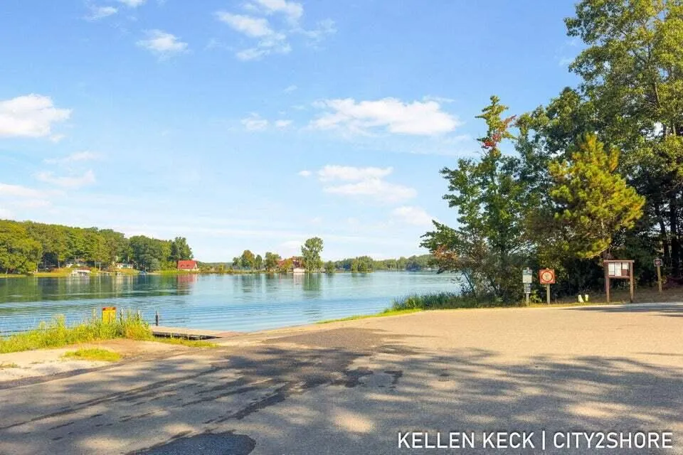 11280 Apache Wells Court Canadian Lakes, MI 49346