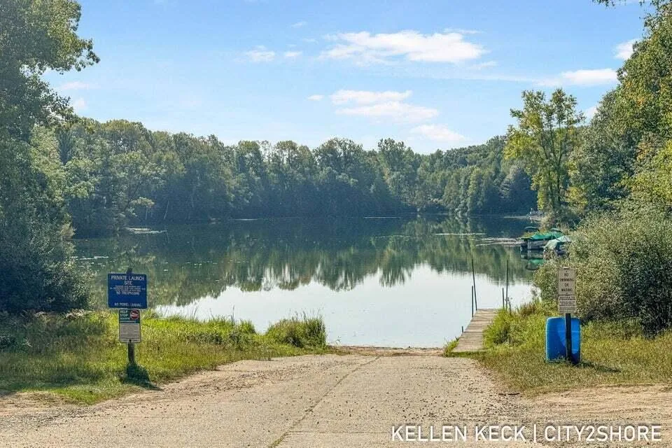 11280 Apache Wells Court Canadian Lakes, MI 49346