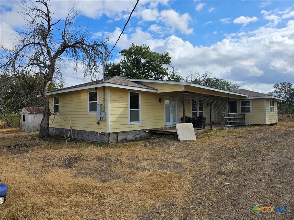 1988 CR 116 Rogers, TX 76569