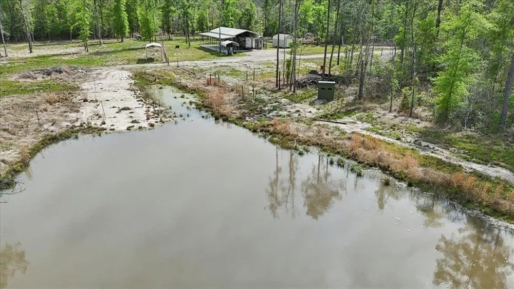 1793 County Road 3132 Buna, TX 77612