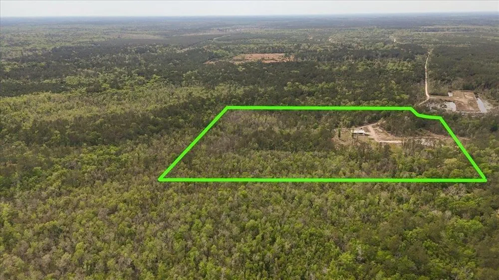 1793 County Road 3132 Buna, TX 77612