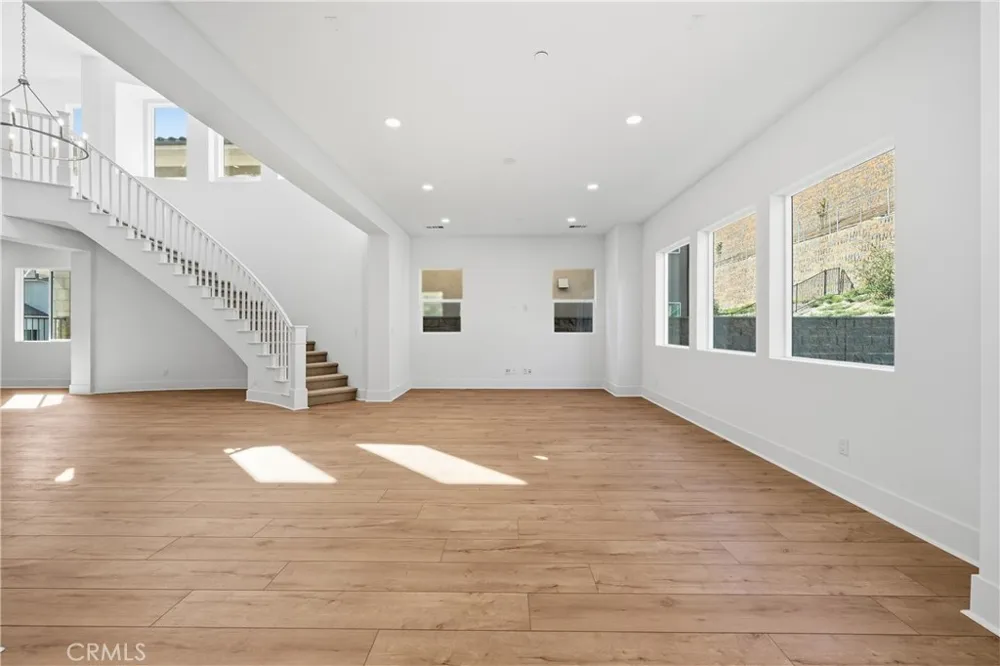 5817 Sunrise Ridge Lane Lake Forest, CA 92679