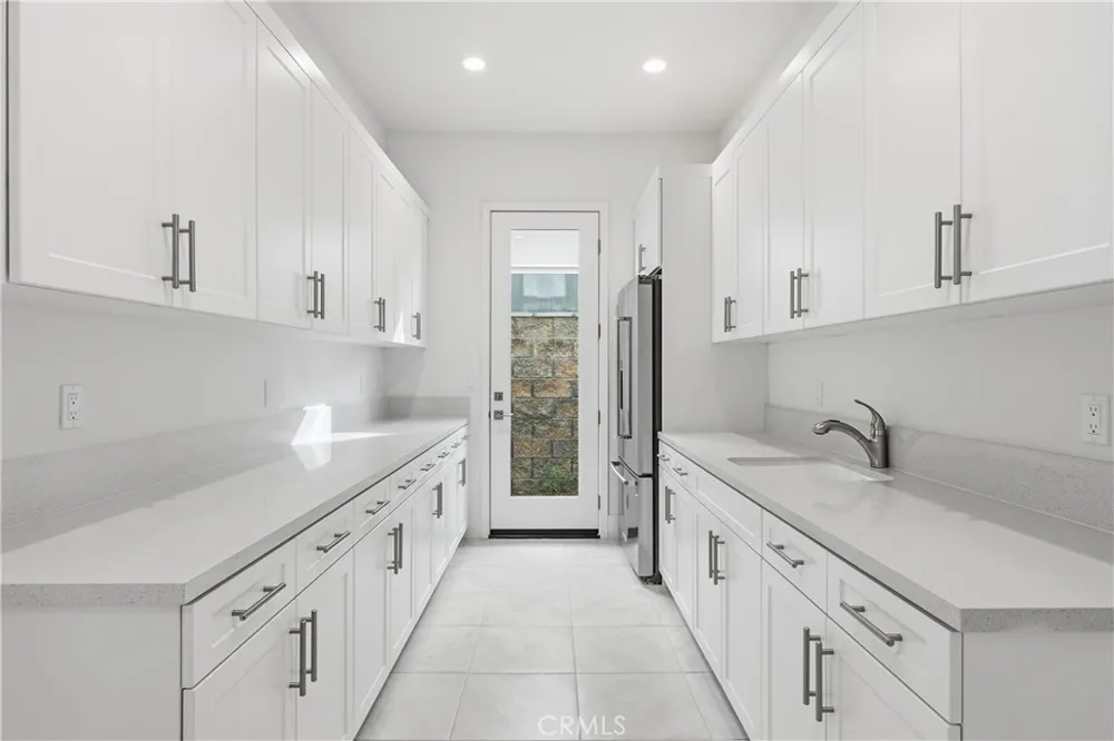 5817 Sunrise Ridge Lane Lake Forest, CA 92679