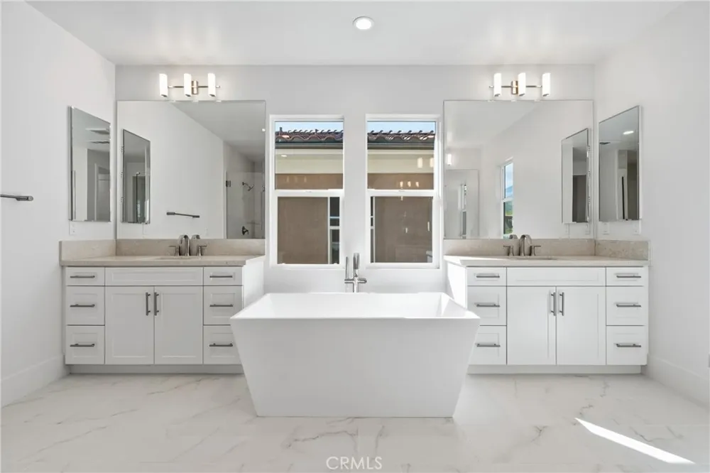 5817 Sunrise Ridge Lane Lake Forest, CA 92679