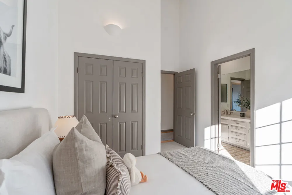 20675 Medley Lane Topanga, CA 90290