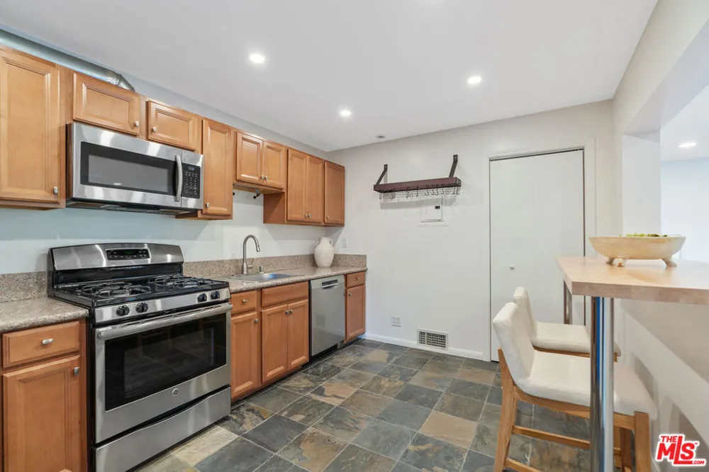 20675 Medley Lane Topanga, CA 90290