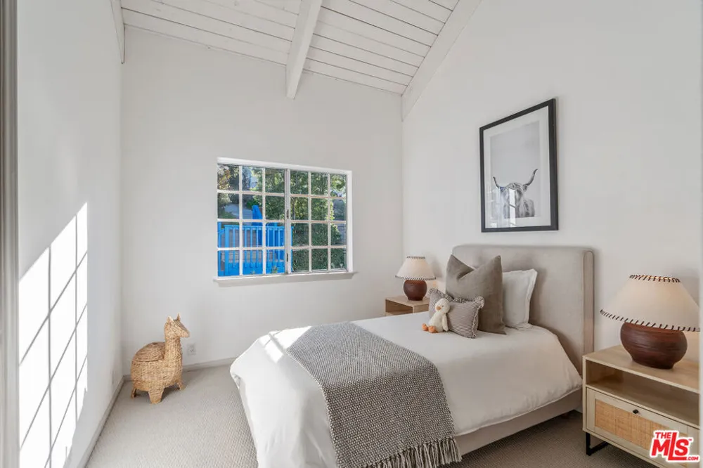 20675 Medley Lane Topanga, CA 90290