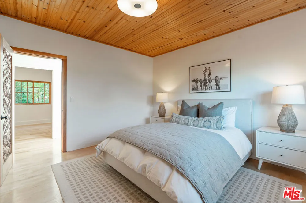 20675 Medley Lane Topanga, CA 90290