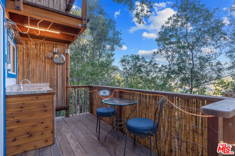 20675 Medley Lane Topanga, CA 90290
