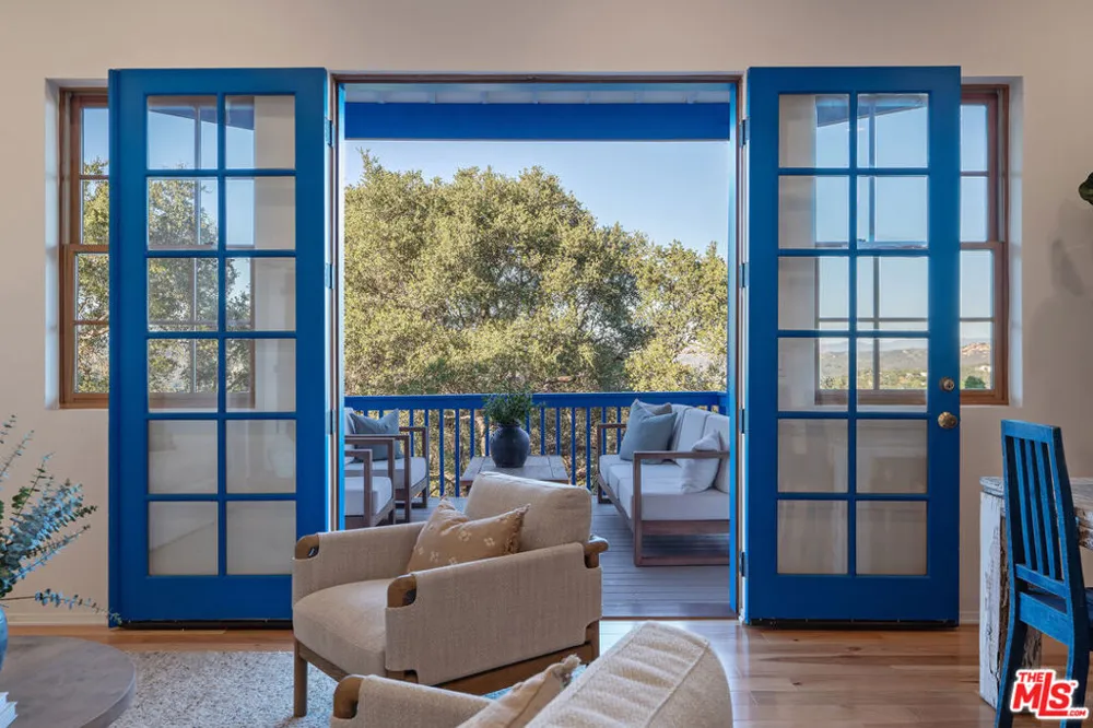 20675 Medley Lane Topanga, CA 90290