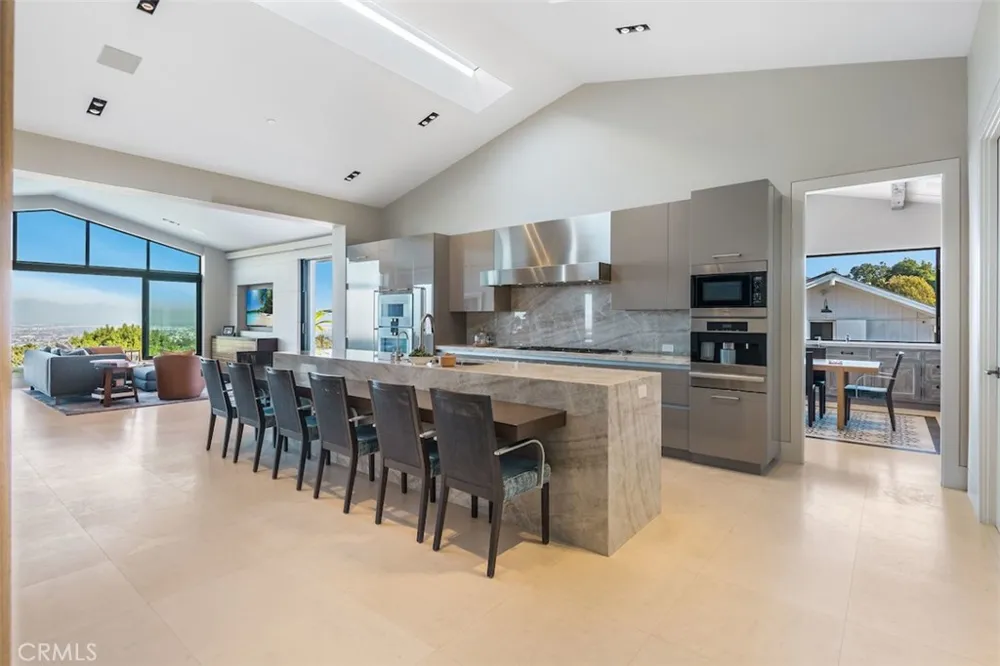 38 Saddleback Rolling Hills, CA 90274
