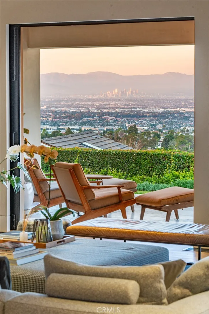 38 Saddleback Rolling Hills, CA 90274