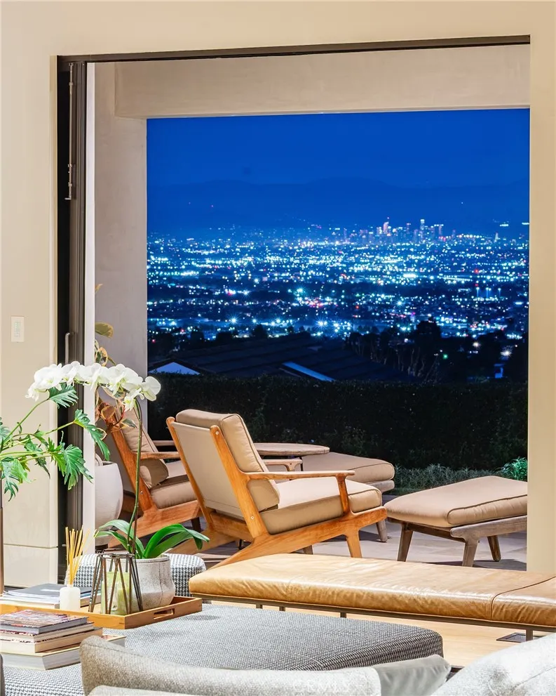 38 Saddleback Rolling Hills, CA 90274