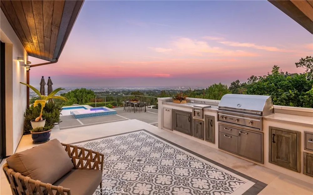38 Saddleback Rolling Hills, CA 90274