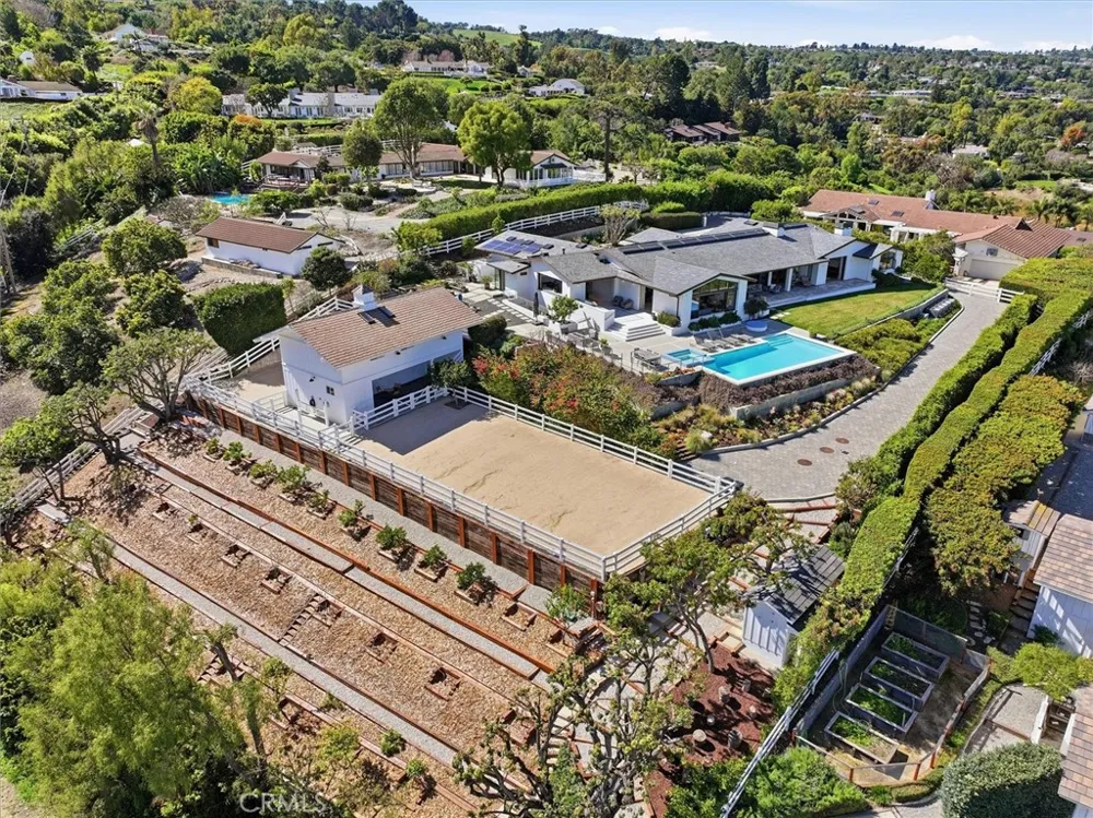 38 Saddleback Rolling Hills, CA 90274