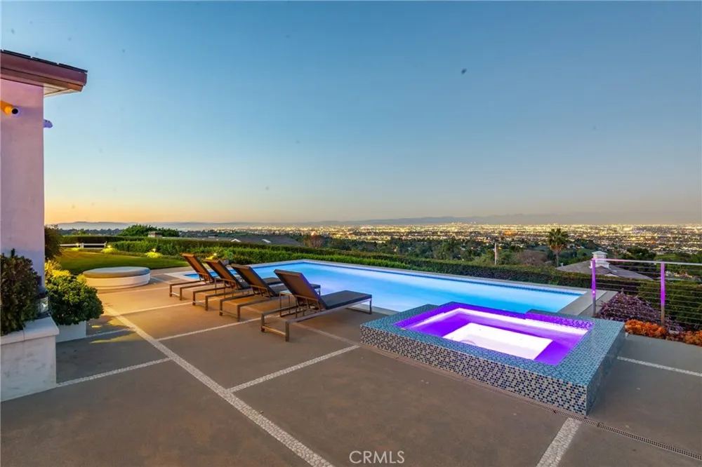 38 Saddleback Rolling Hills, CA 90274
