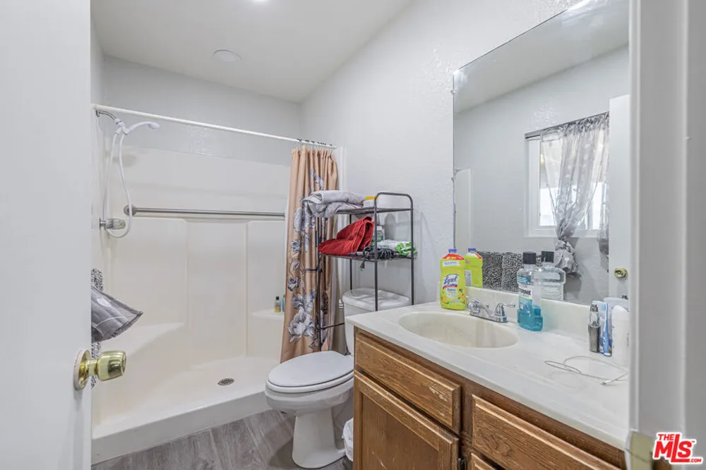 8344 E Avenue S12 Littlerock, CA 93543