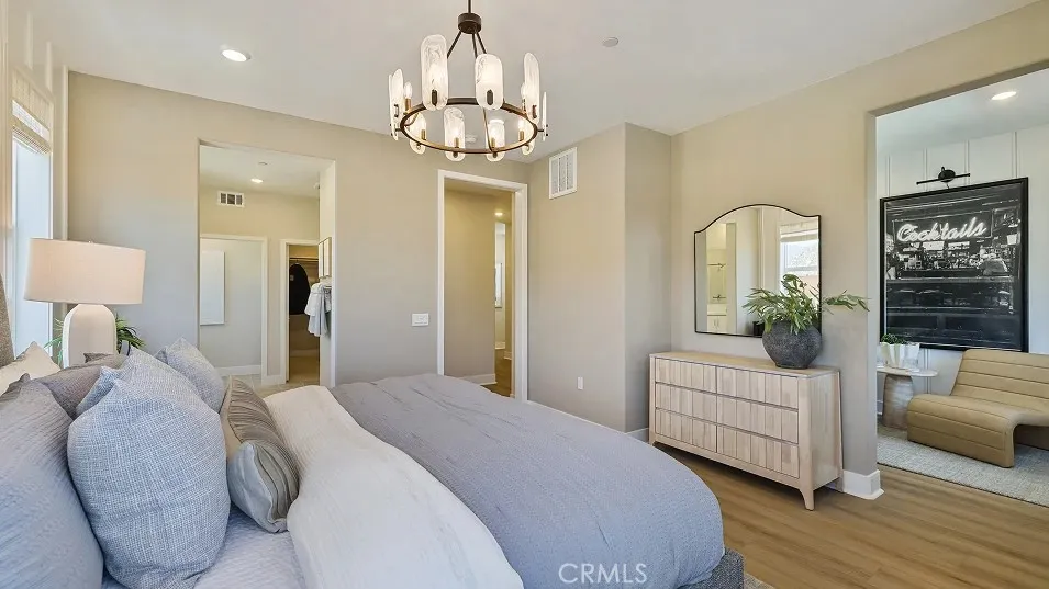 27540 Grand Fir Way Valencia, CA 91381