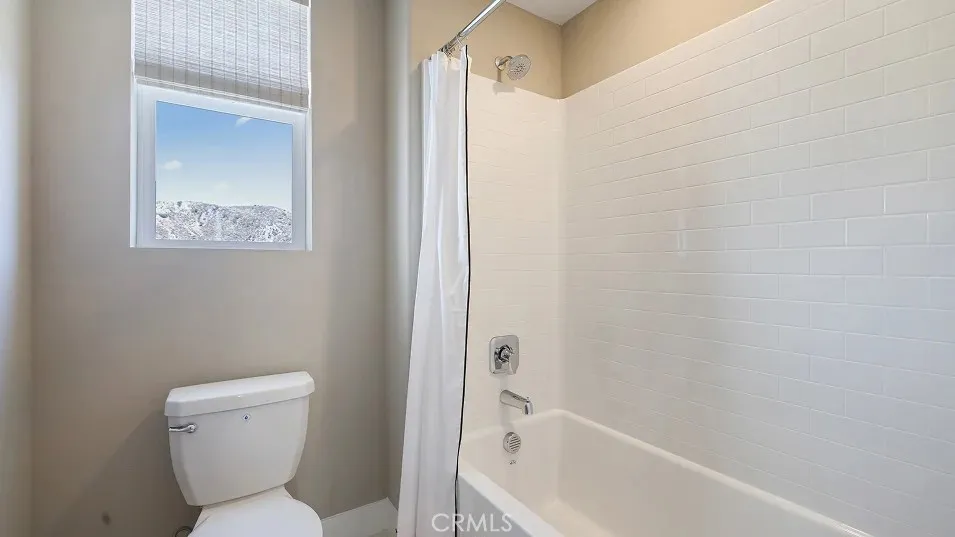 27540 Grand Fir Way Valencia, CA 91381