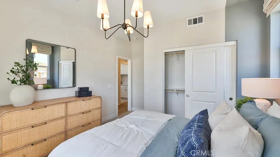 27540 Grand Fir Way Valencia, CA 91381