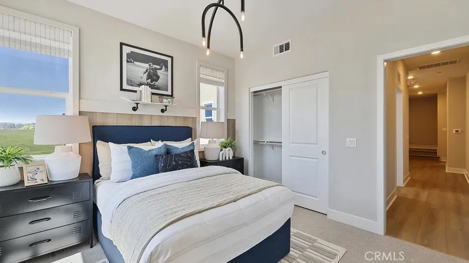 27540 Grand Fir Way Valencia, CA 91381