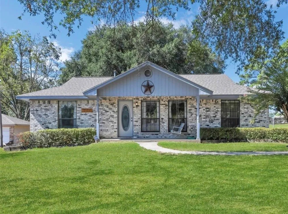 70 Post Oak Lane Shepherd, TX 77371