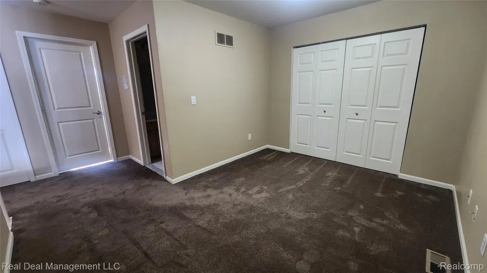 6146 Lone Oak Circle Holly Township, MI 48439