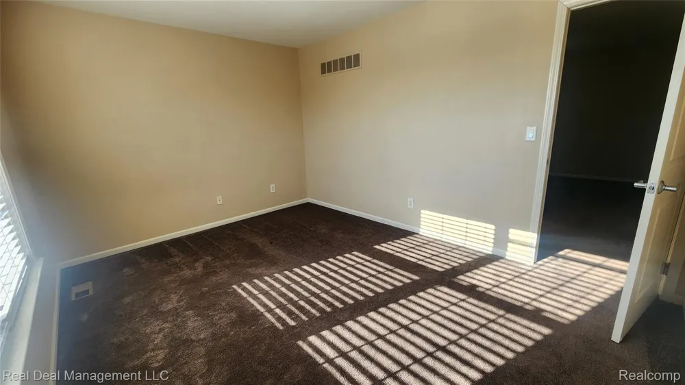 6146 Lone Oak Circle Holly Township, MI 48439