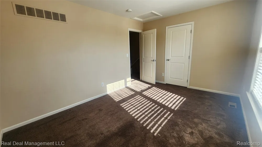 6146 Lone Oak Circle Holly Township, MI 48439