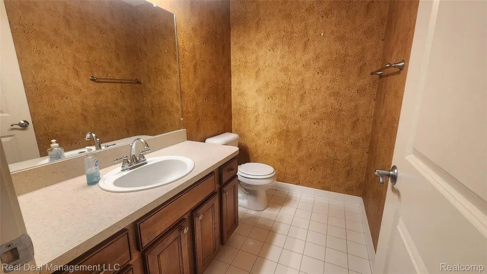 6146 Lone Oak Circle Holly Township, MI 48439