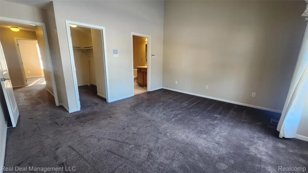 6146 Lone Oak Circle Holly Township, MI 48439