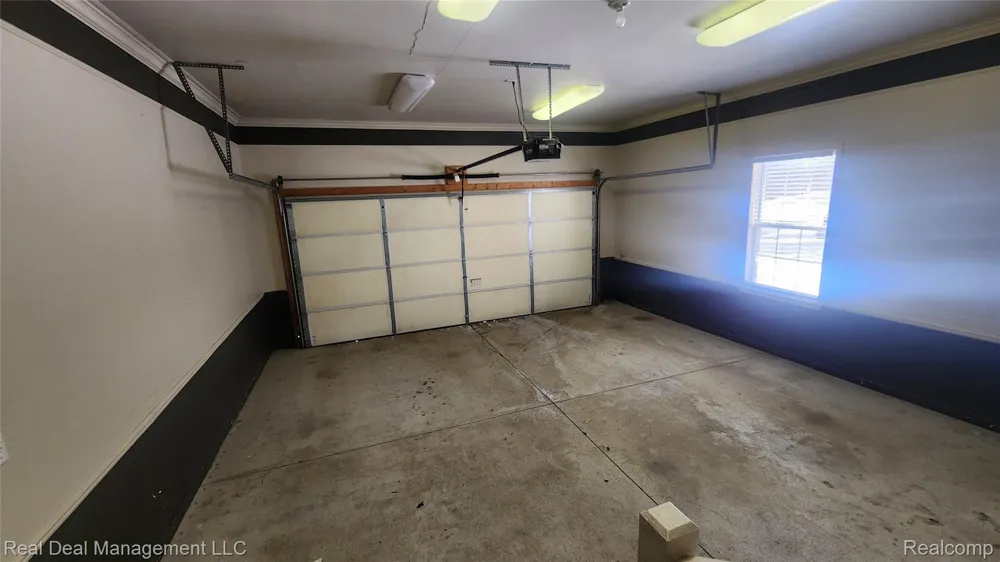 6146 Lone Oak Circle Holly Township, MI 48439