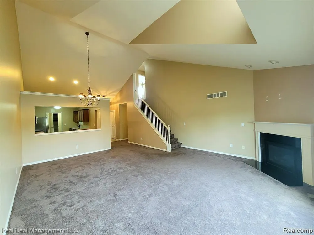 6146 Lone Oak Circle Holly Township, MI 48439