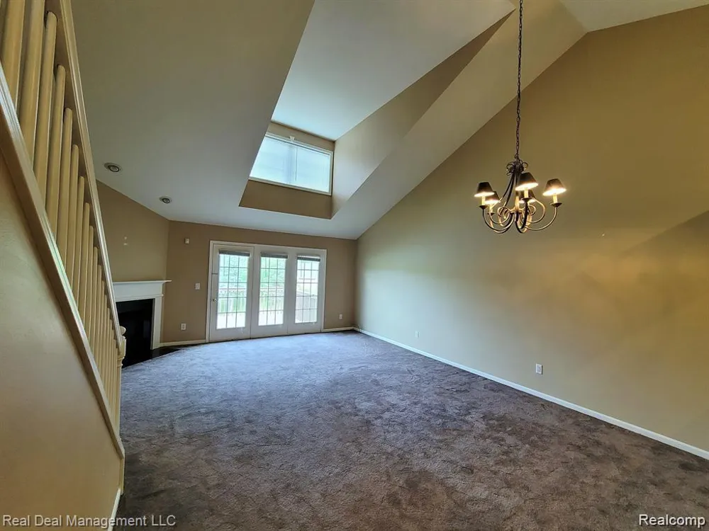 6146 Lone Oak Circle Holly Township, MI 48439