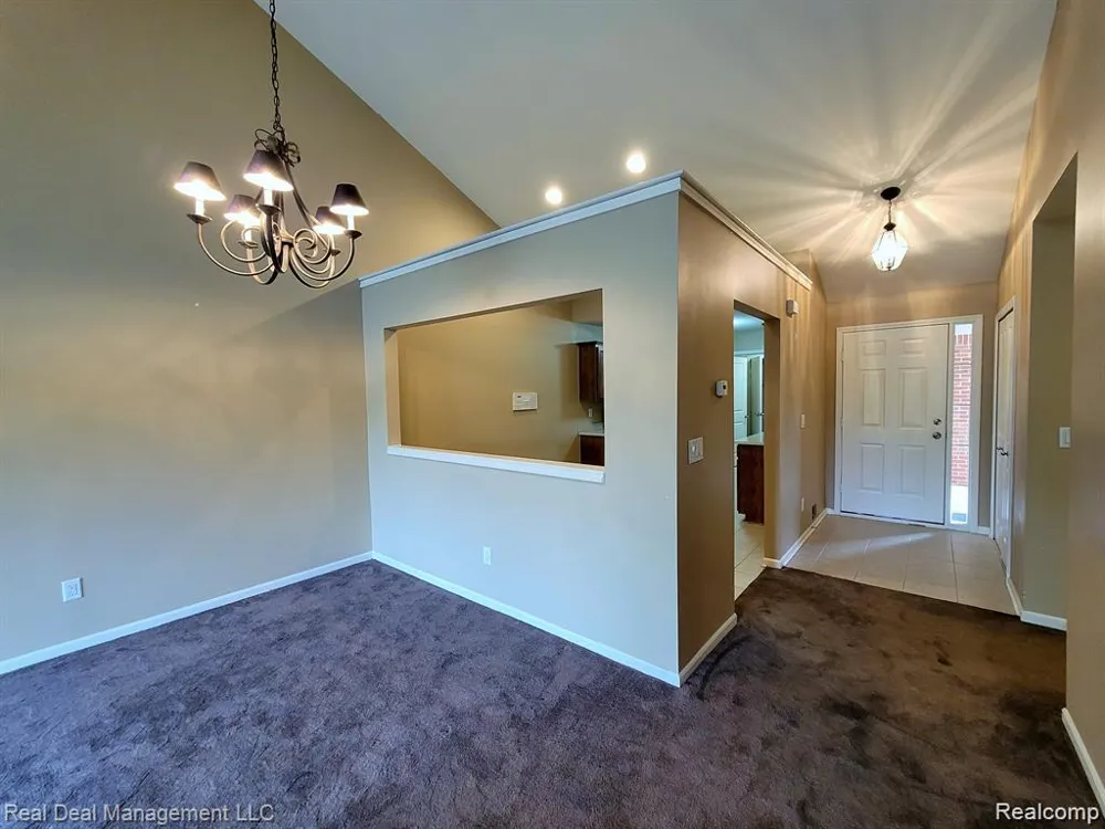 6146 Lone Oak Circle Holly Township, MI 48439