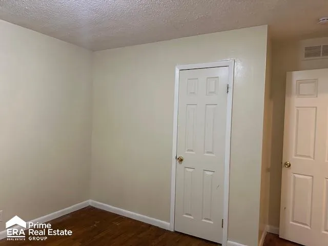 1080 E Cornell Avenue Genesee Charter Township, MI 48505