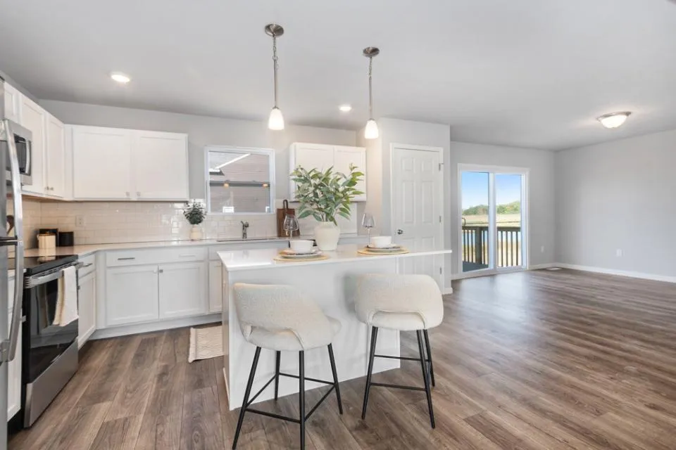 187 Peppermint Drive Holland Charter Township, MI 49423
