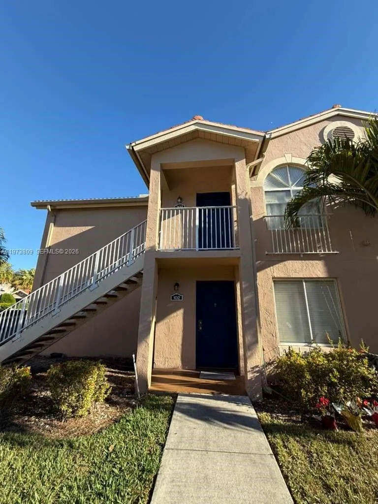 10630 SW 157th Ct #202 Miami, FL 33196