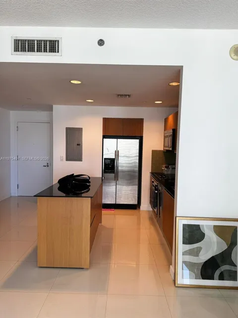 1050 Brickell Ave #2908