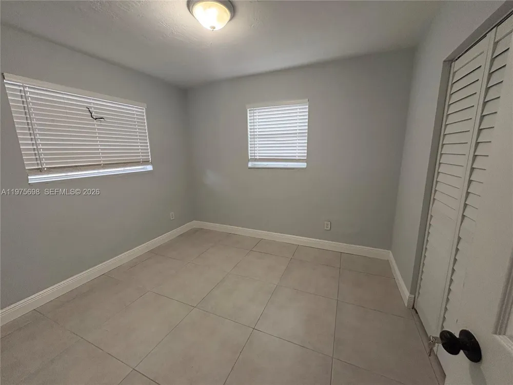 3600 SW 32nd Ave West Park, FL 33023
