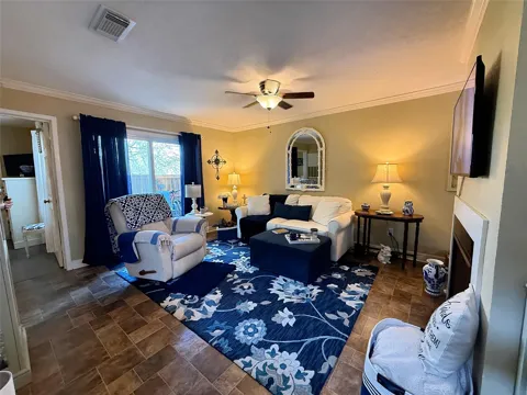 418 Garland Drive #120