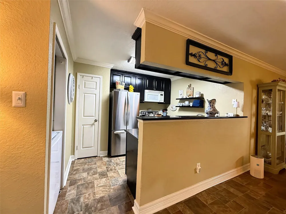 418 Garland Drive #120 Lake Jackson, TX 77566