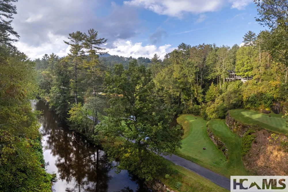 940 Winding Creek Road Sapphire, NC 28774