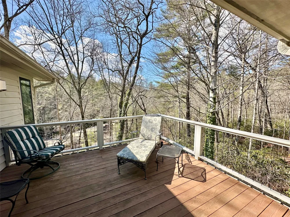 940 Winding Creek Road Sapphire, NC 28774