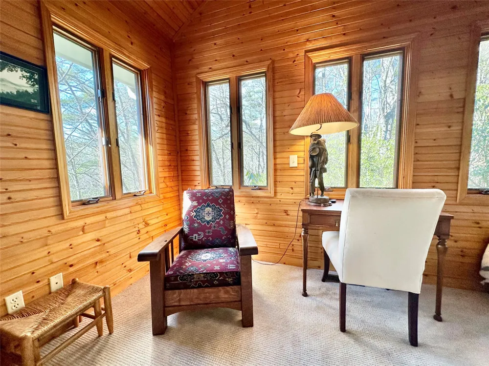 940 Winding Creek Road Sapphire, NC 28774