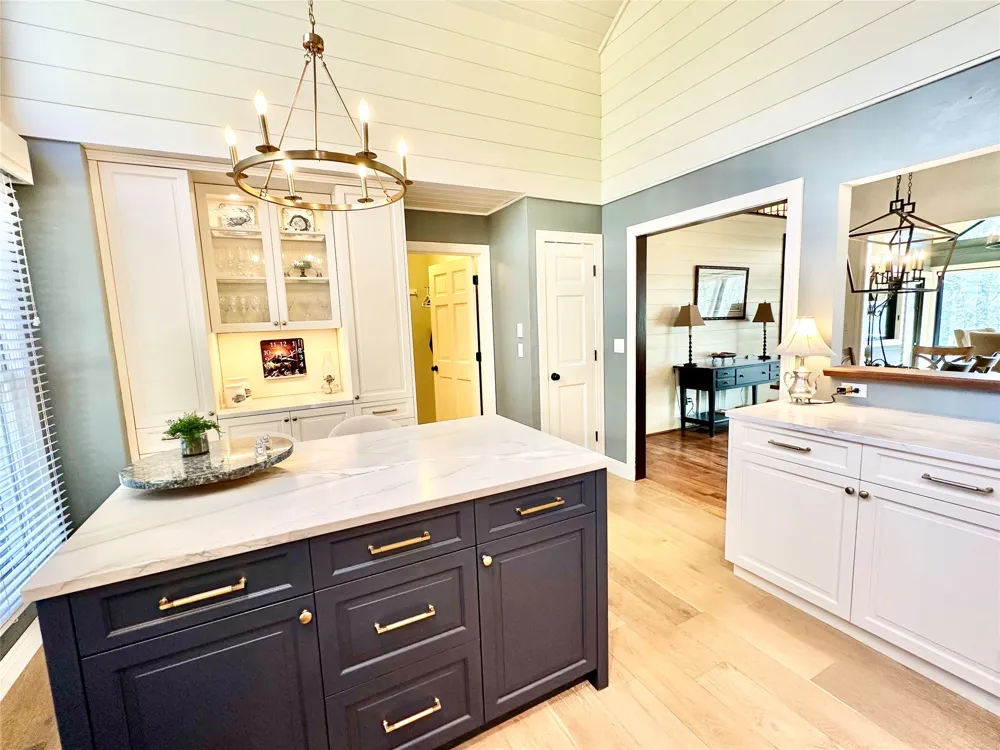 940 Winding Creek Road Sapphire, NC 28774