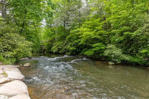 940 Winding Creek Road Sapphire, NC 28774