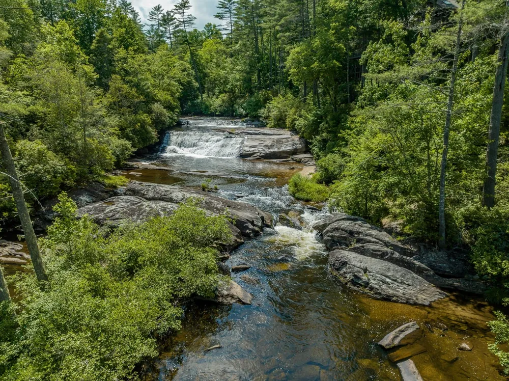 940 Winding Creek Road Sapphire, NC 28774