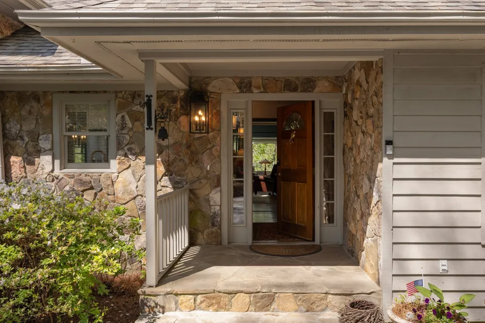 940 Winding Creek Road Sapphire, NC 28774