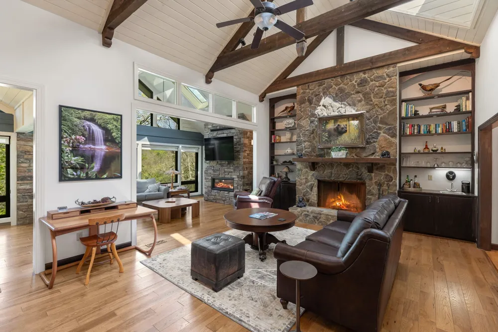 940 Winding Creek Road Sapphire, NC 28774